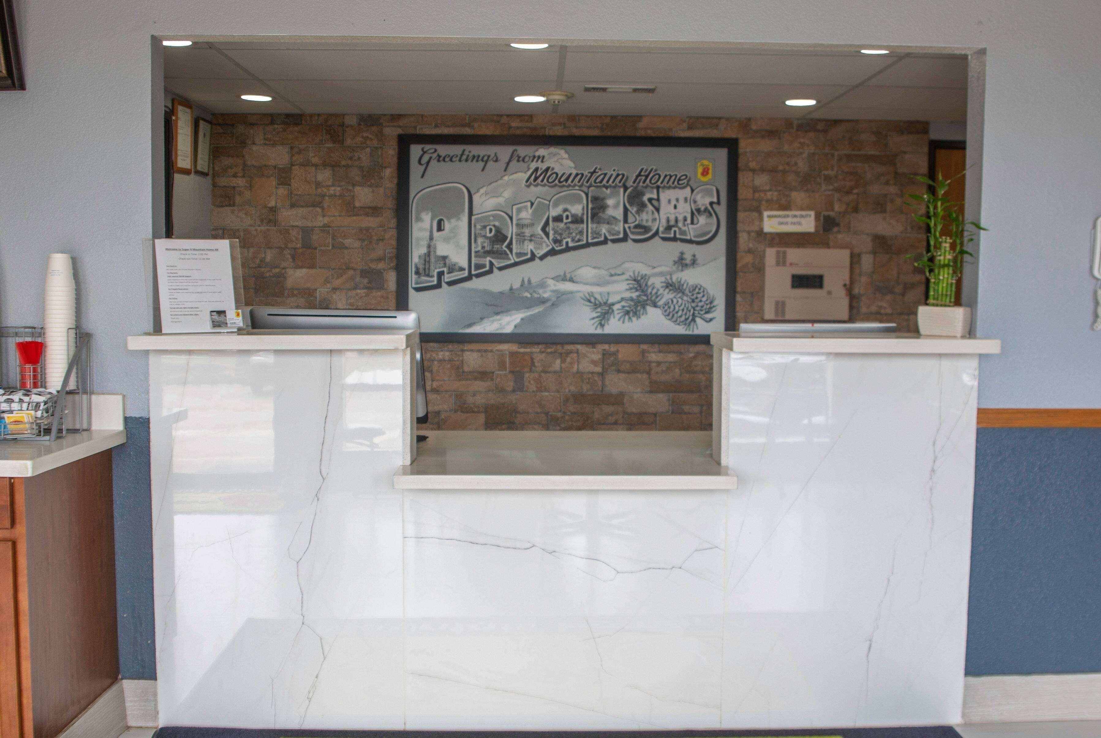 Super 8 By Wyndham Mountain Home Exterior photo